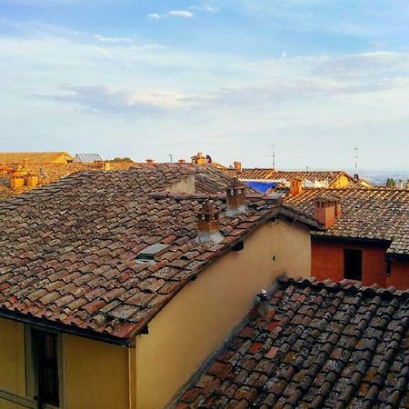 La Lilla Apartment Siena Bagian luar foto